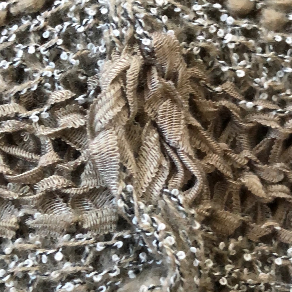 Elan Sweater Size Small - Picture 6 of 6